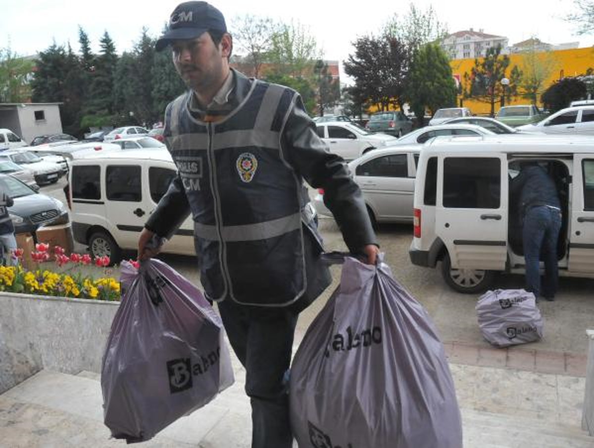 Çorlu\'da Kaçak Sigara Operasyonu