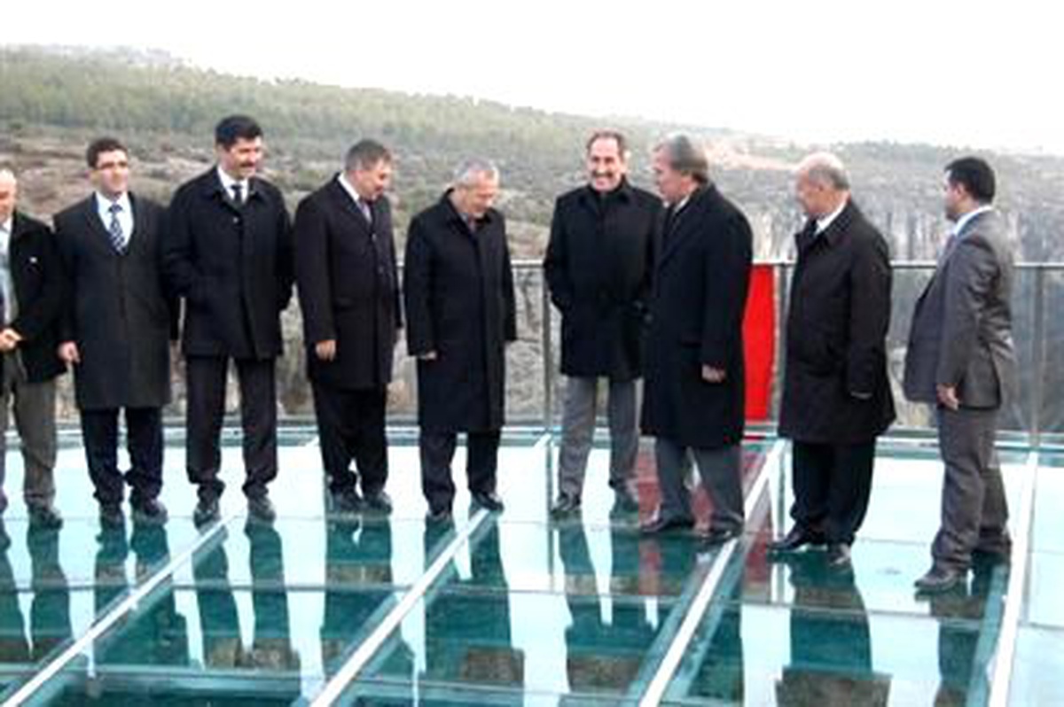 Ertuğrul Günay.Yasa Dışı Yollardan Çıkan Eserler Gelirse Onların Müzelerinde Sadece Hediyelik Eşya...