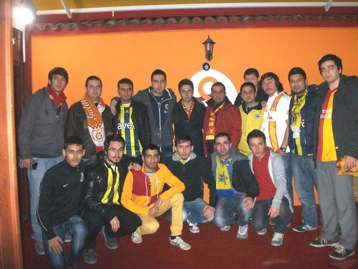 Genç Fenerbahçelilerden Amasyalı Ultraaslanlara Dostluk Ziyareti