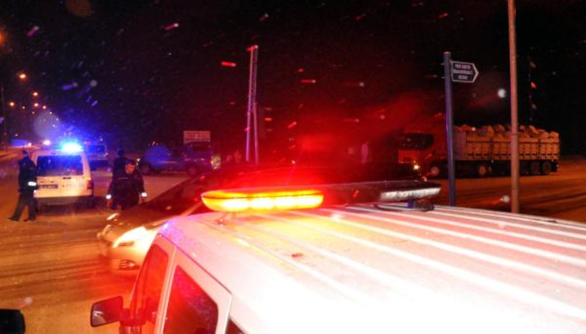 Jandarmanın İmhaya Götürdüğü Kaçak Sigaraya Polis Baskını