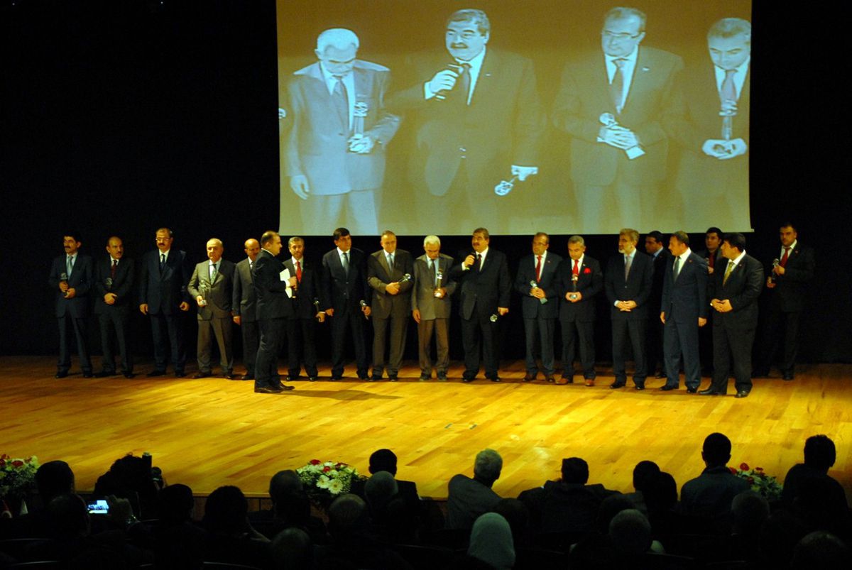 Konukoğlu \'Onur Ödülü\'nü, 14 Bin İşçisi Adına Aldığını Söyledi