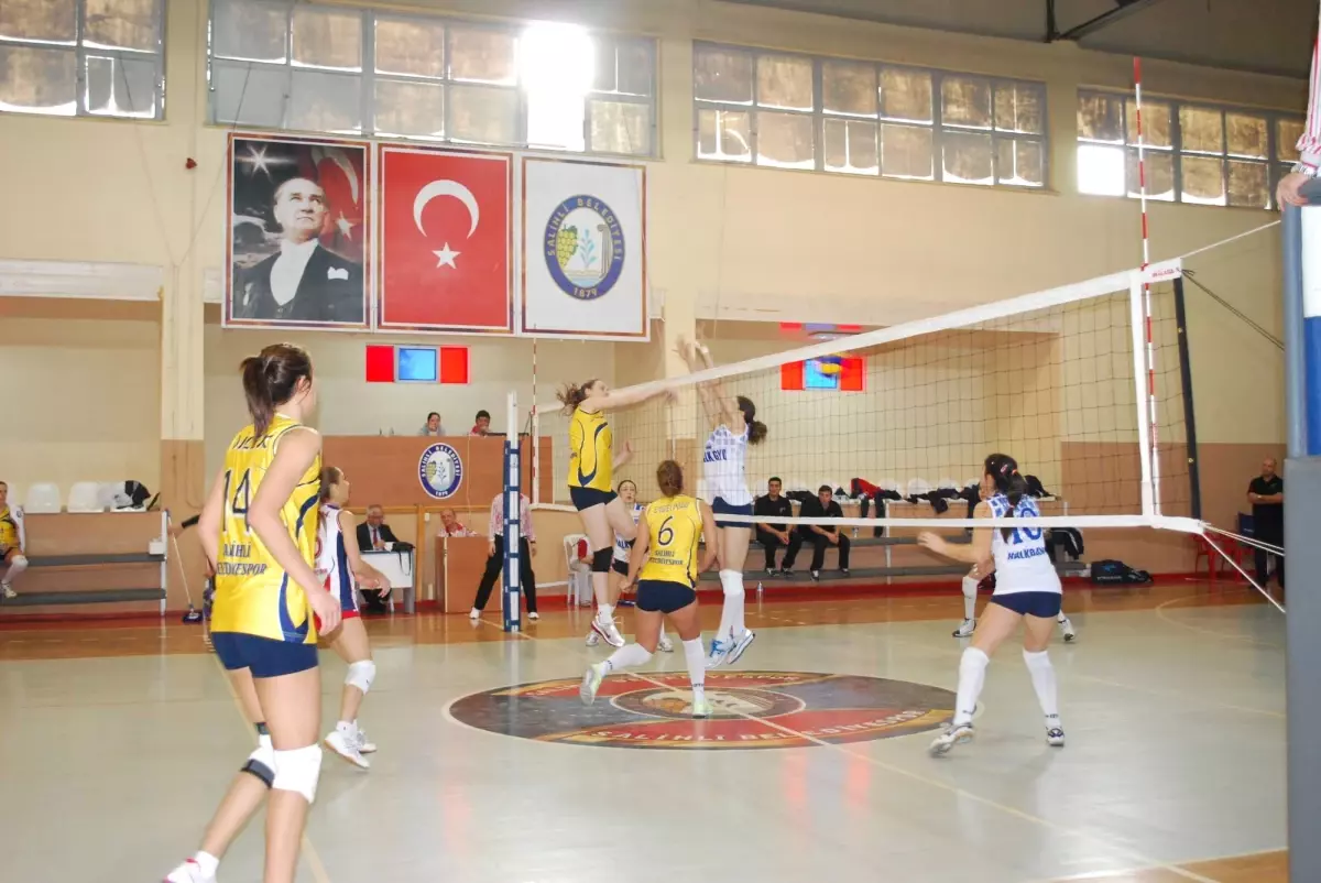 Salihli'nin Filede Hedefi, 8'de 8