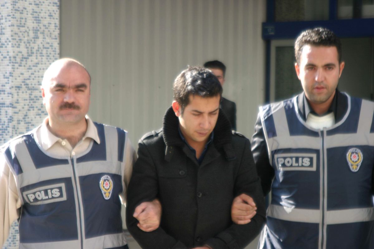 Sanal Dolandırıcılık İddiasıyla Yakalandı