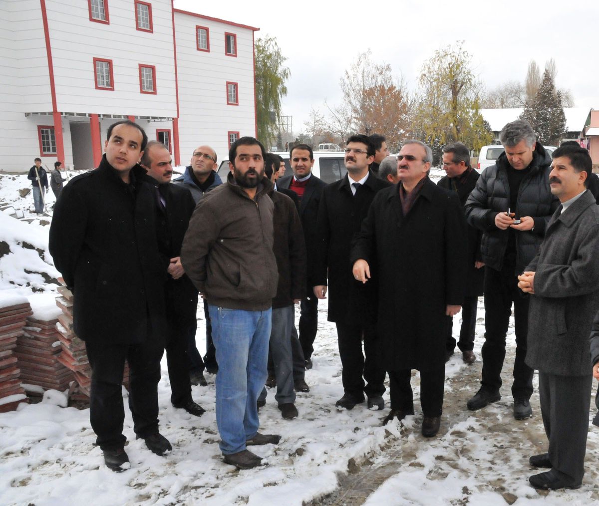 Vali Karaloğlu 112 Acil Servis Binasında İncelemelerde Bulundu