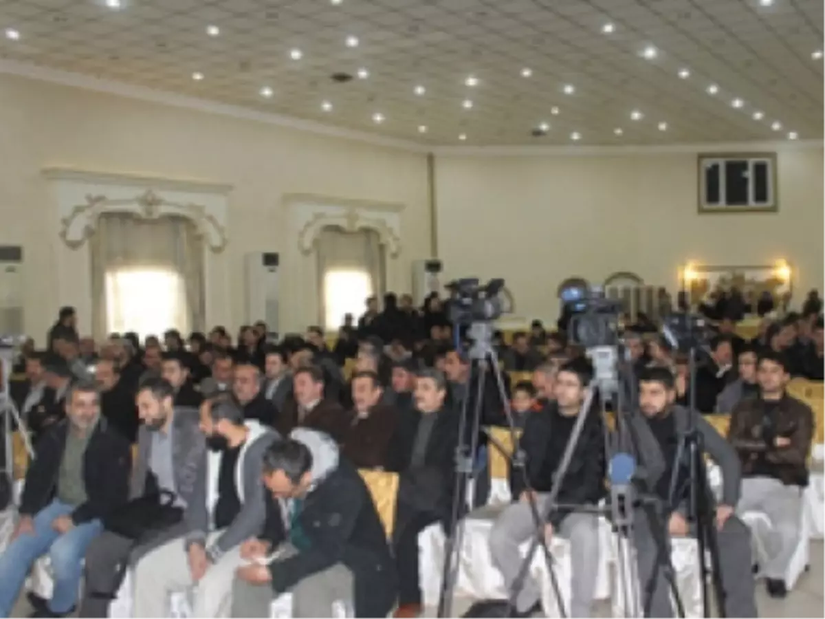 Diyarbakır\'da "Niçin Suriye" Paneli