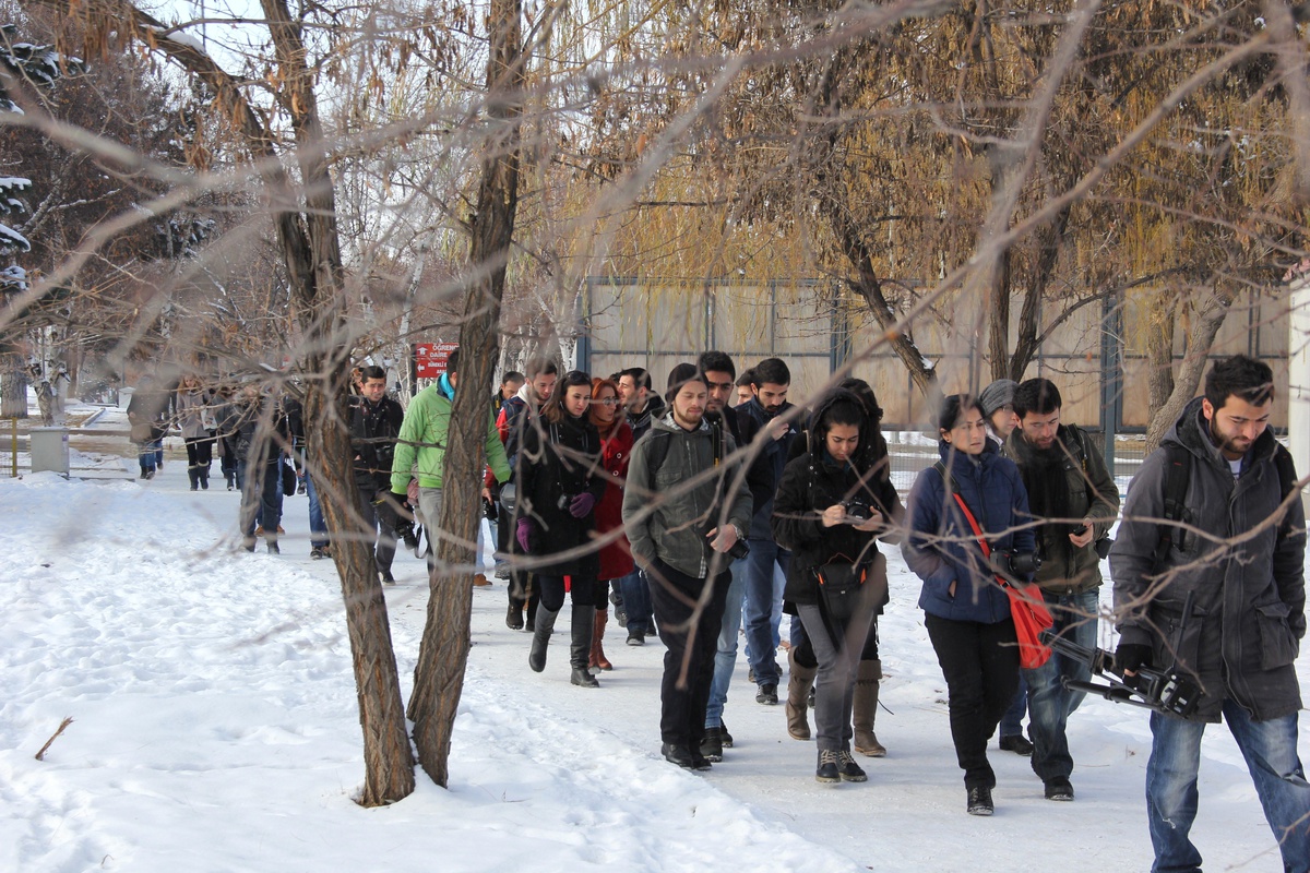 Erzurum\'da Fotoğrafçılar Soğuk Havaya Meydana Okudu
