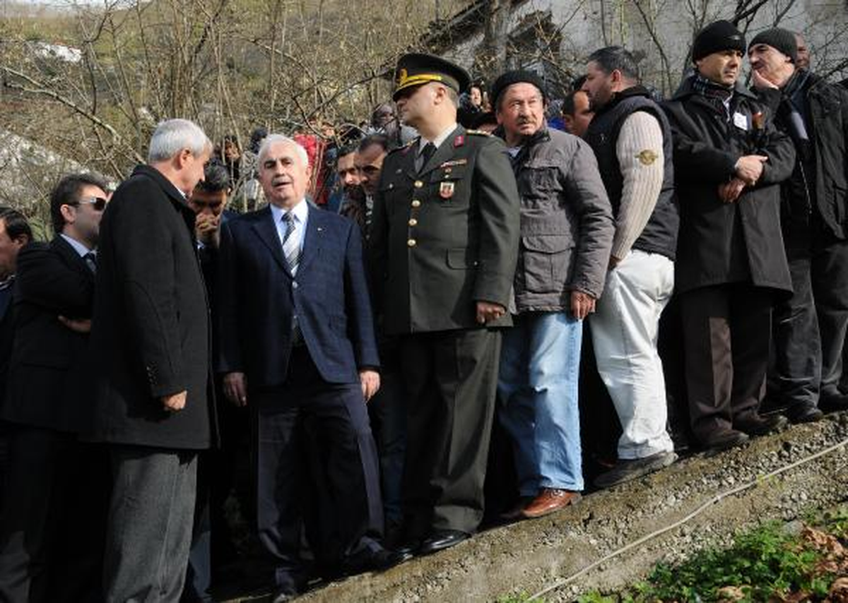 Giresun Valisi Şahin\'e Makamında Gizli Kamera Tuzağı