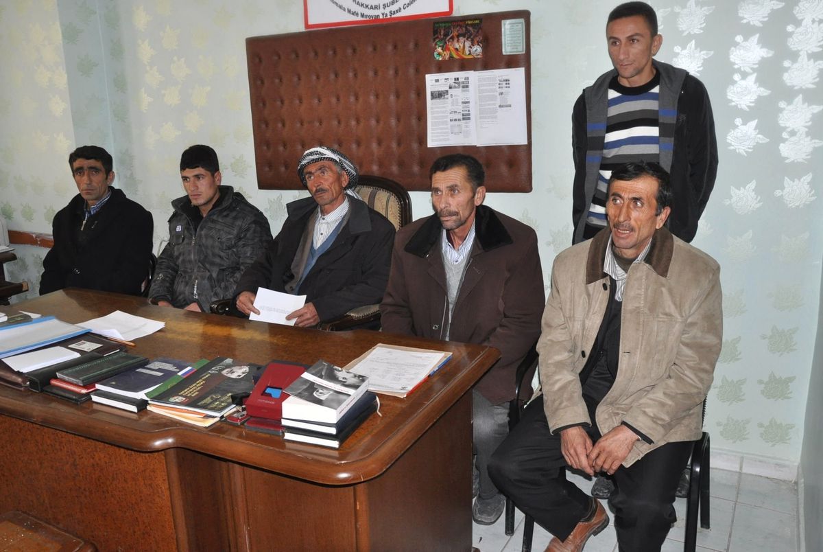 Hakkari\'de 11 Köy Korucusu İstifa Etti