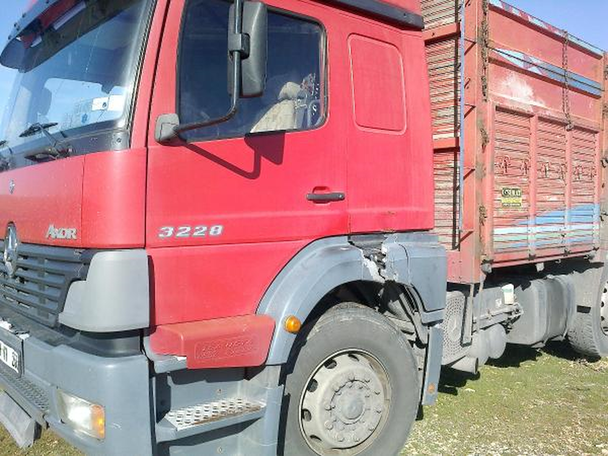 Kamyonuna Yüklediği 12 Ton Küp Şekeri Sakladı