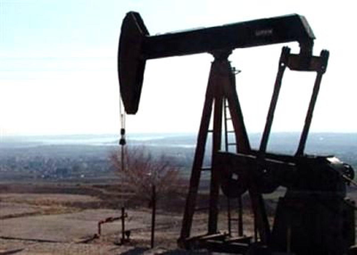 Kuyuların 11\'inde Petrol, 6\'sında Gaz Bulundu!