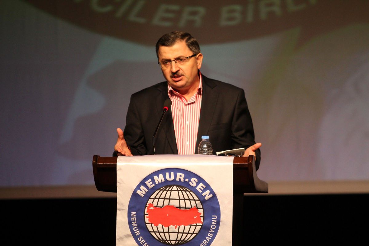 Memur-Sen Genel Başkanı Gündoğdu."Bangladeş\'e, Arakanlı Yetimler İçin 200 Kişi Kapasiteli Bir...