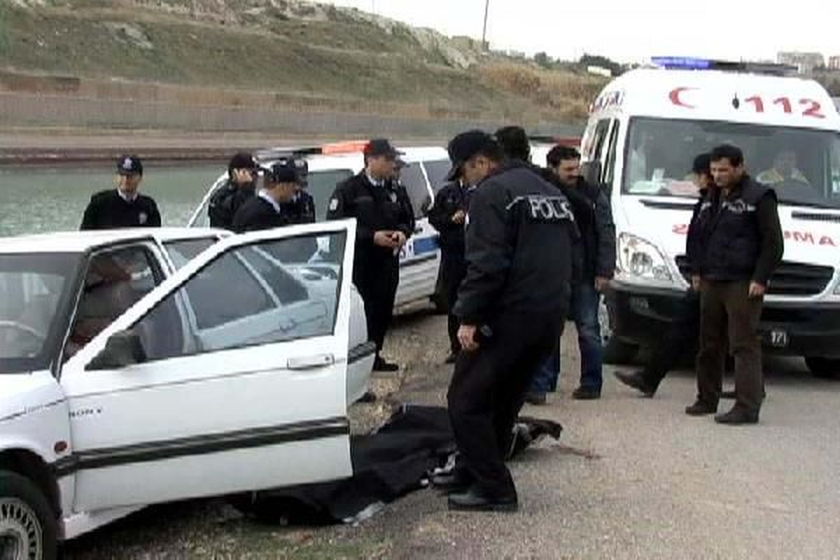 Uzman Çavuş Otomobilde Ölü Bulundu