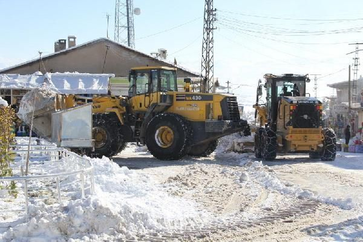 Van ve Hakkari\'de 74 Köy Yolu Kardan Kapandı (4)
