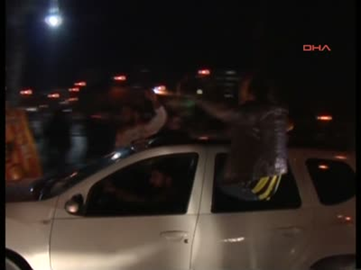 Adana\'da Galatasaray Sevinci