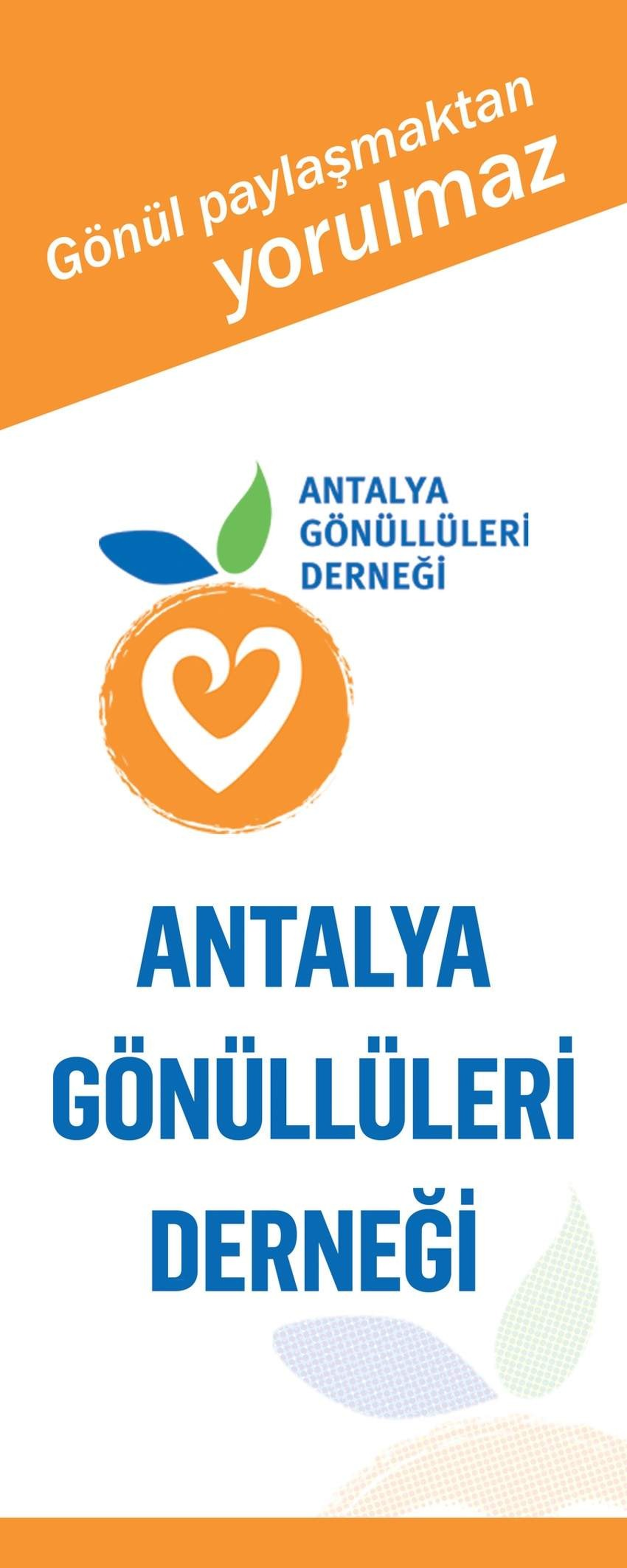 Antalya Gönüllüleri\'nden Yeni Yıl Kermesi