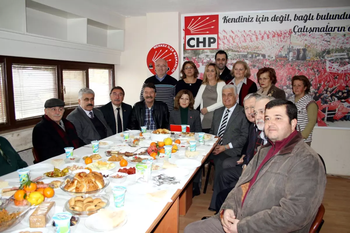 CHP\'li Kadınlar \'Yerli Malı\' Haftasını Kutladı