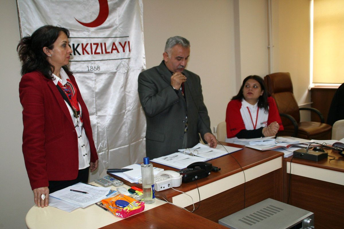 Devrek\'te Türk Kızılayı Tarafından Muhtarlara Yönelik Seminer Düzenlendi