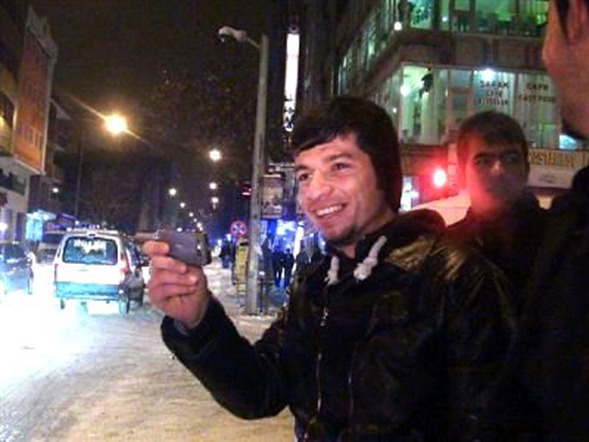 Dondurcu Soğukta Galibiyet Sevinci