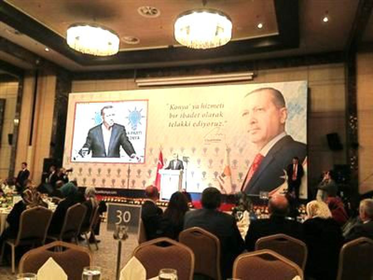 Erdoğan: Gençler Evlenin!