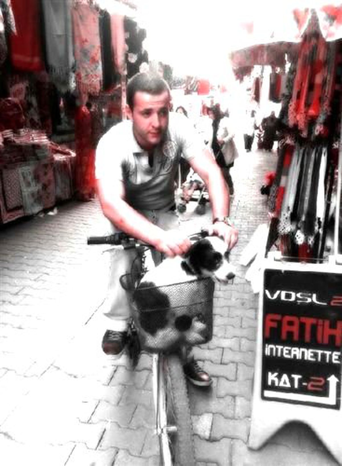 Evinde Av Tüfeğiyle İntihar Etti