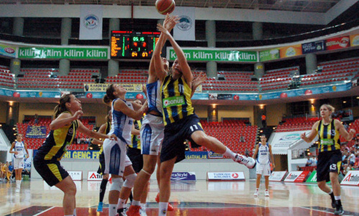 Fenerbahçe, KASKİ\'yi Sahasında Yendi