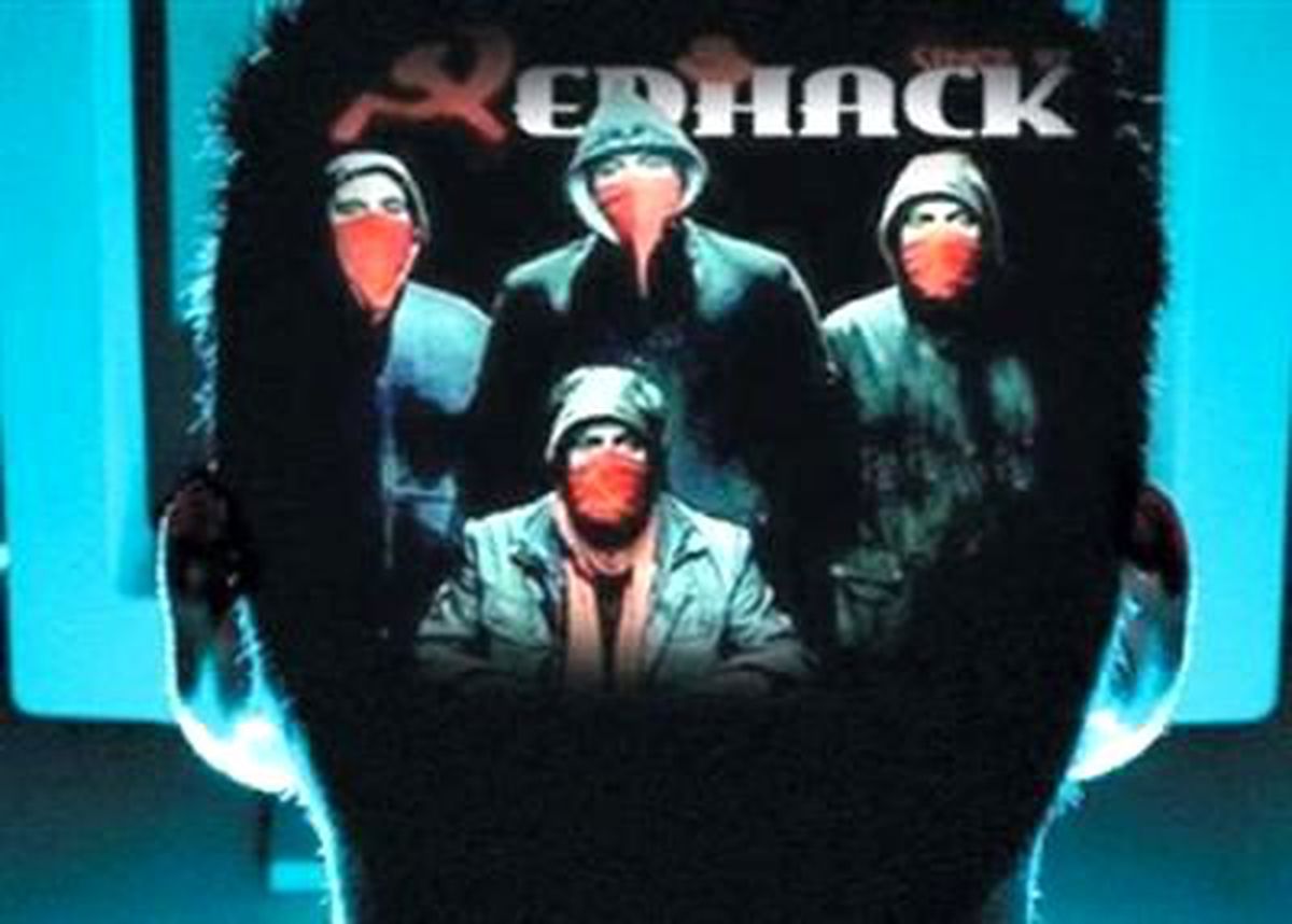 Hacker Memurlar Geliyor