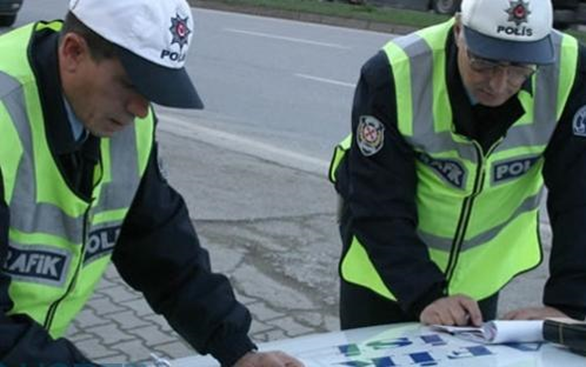 Kayseri\'de Sürücülere 1 Ayda 1 Milyon 741 Bin Lira Para Cezası Kesildi