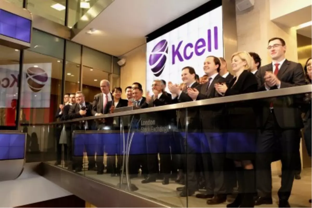 Kcell CEO\'su Veysel Aral, Londra Borsasında Düğmeye Bastı