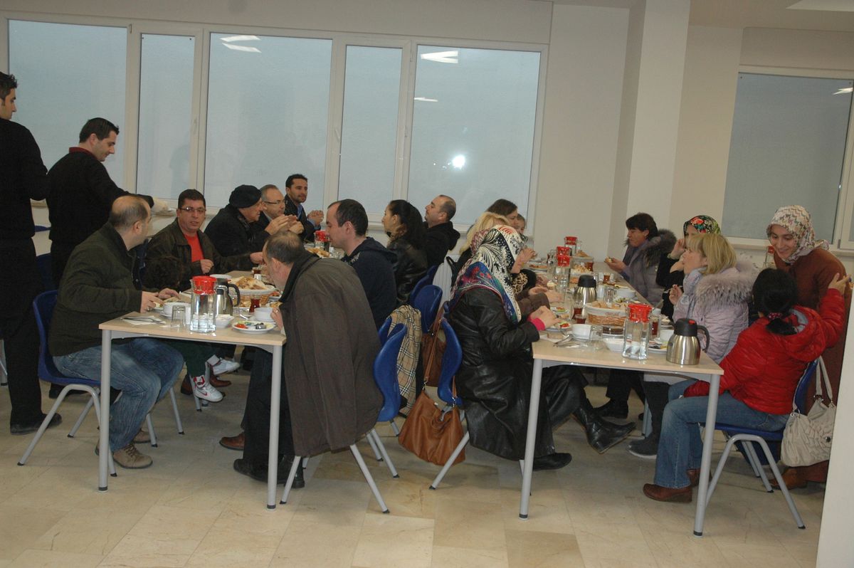 Kırımlı Öğrencileri Fatih Koleji Ağırladı