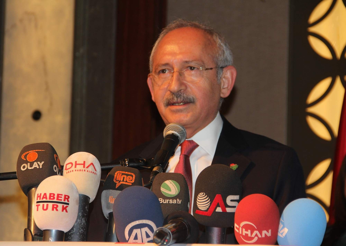 Konya Kılıçdaroğlu Vatandaşın Derdi İş, Evlilik Değil Kılıçdaroğlu Vatandaşın Derdi İş, Evlilik...