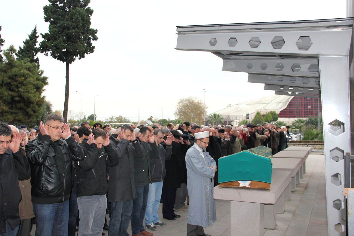 Makine Mühendisi Toprağa Verildi