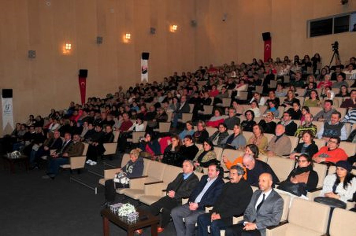 Mevlana Beylikdüzü\'nde Anıldı