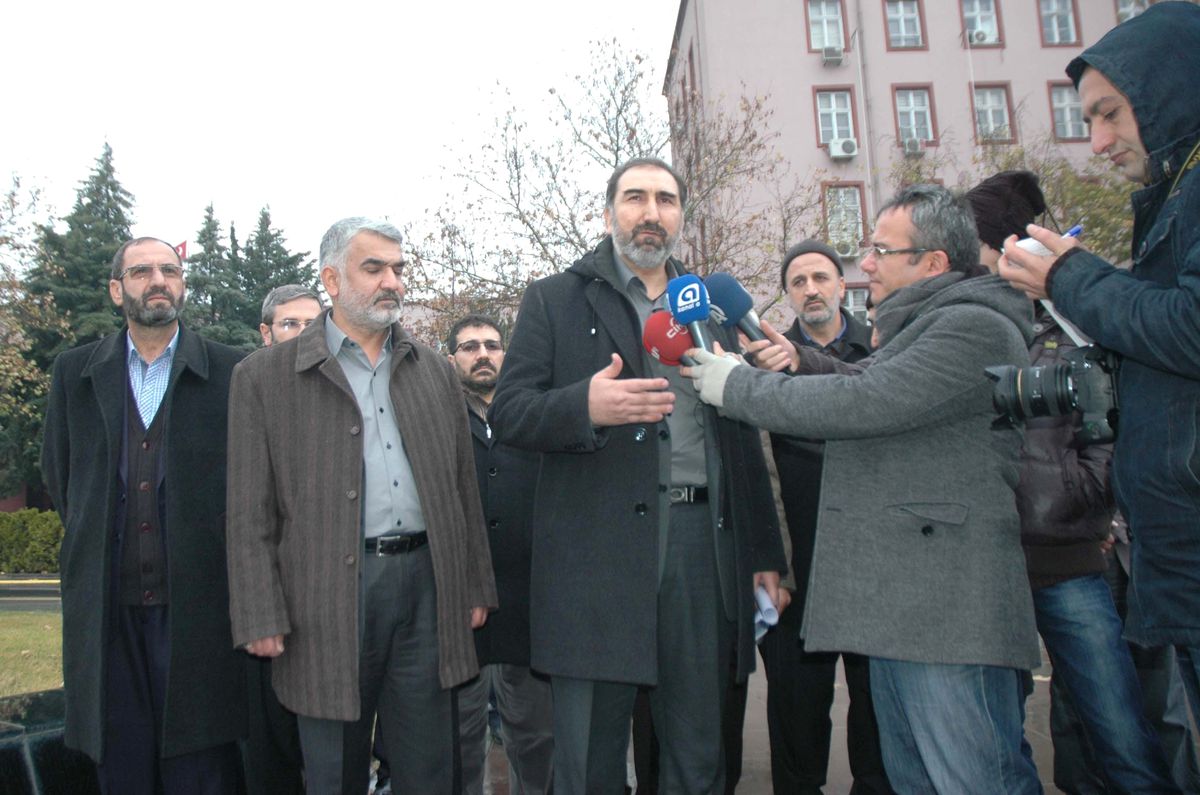 Mustazaflar Hareketi\'nden Hür Dava Partisi