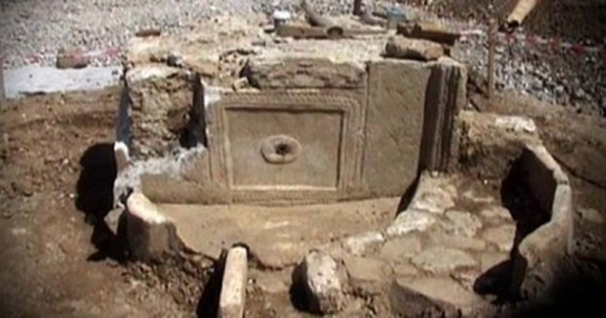 Osmanlı Mirası Çeşme, Çöplüğe Döndü
