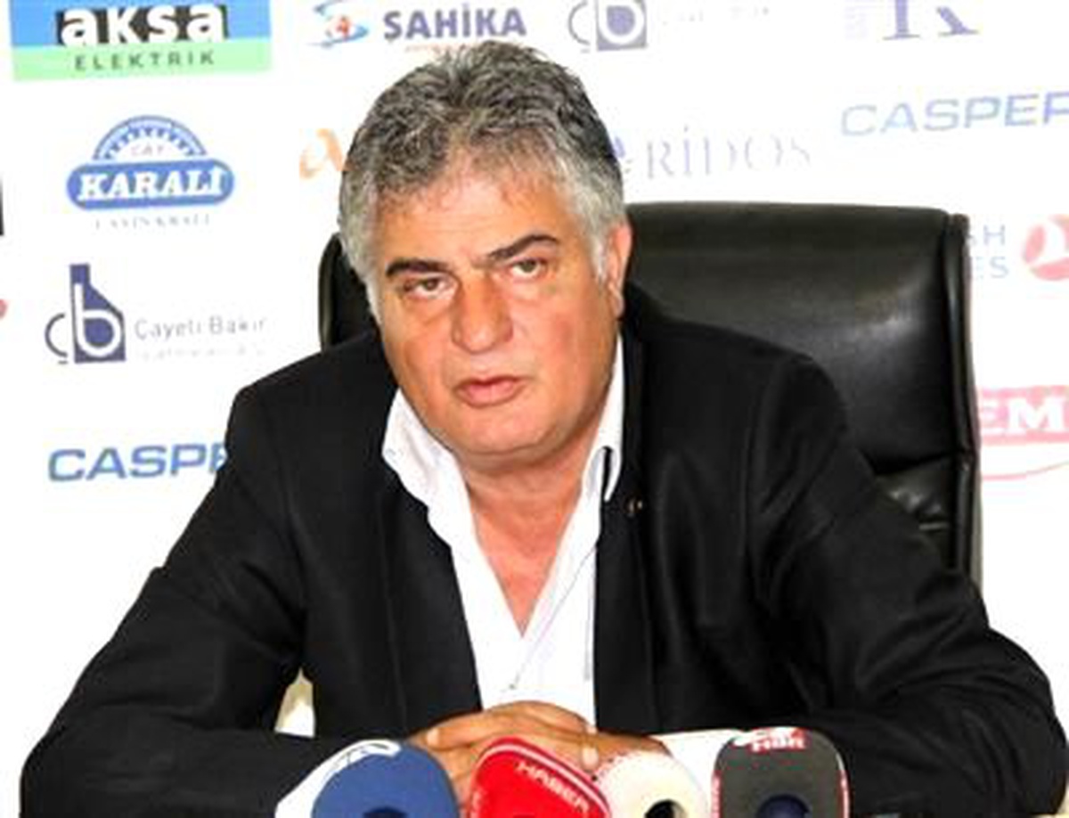 Rize Ticaret ve Sanayi Odası Başkanı Ofluoğlu."Rize\'de Kurulan Organize Sanayi Bölgesi İçin...