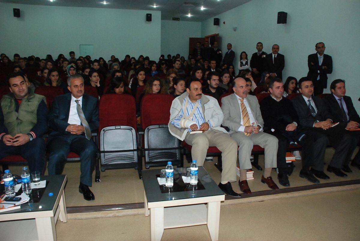 Vali Cengiz Başarının Formülünü Anlattı