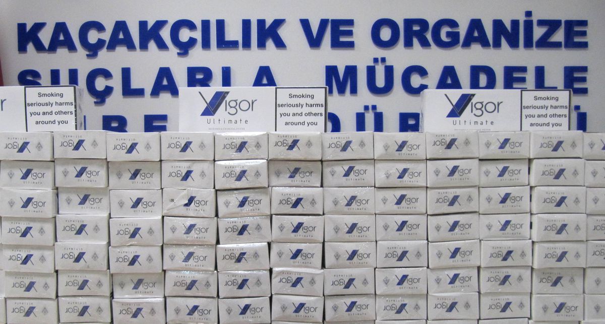 Yolcu Otobüsünde Kaçak Sigara Ele Geçti