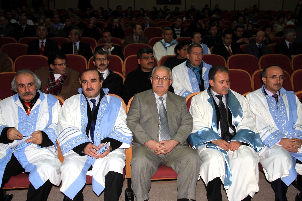 28 Şubat Sürecinde Atıldığı Üniversitede İlk Dersi Verdi