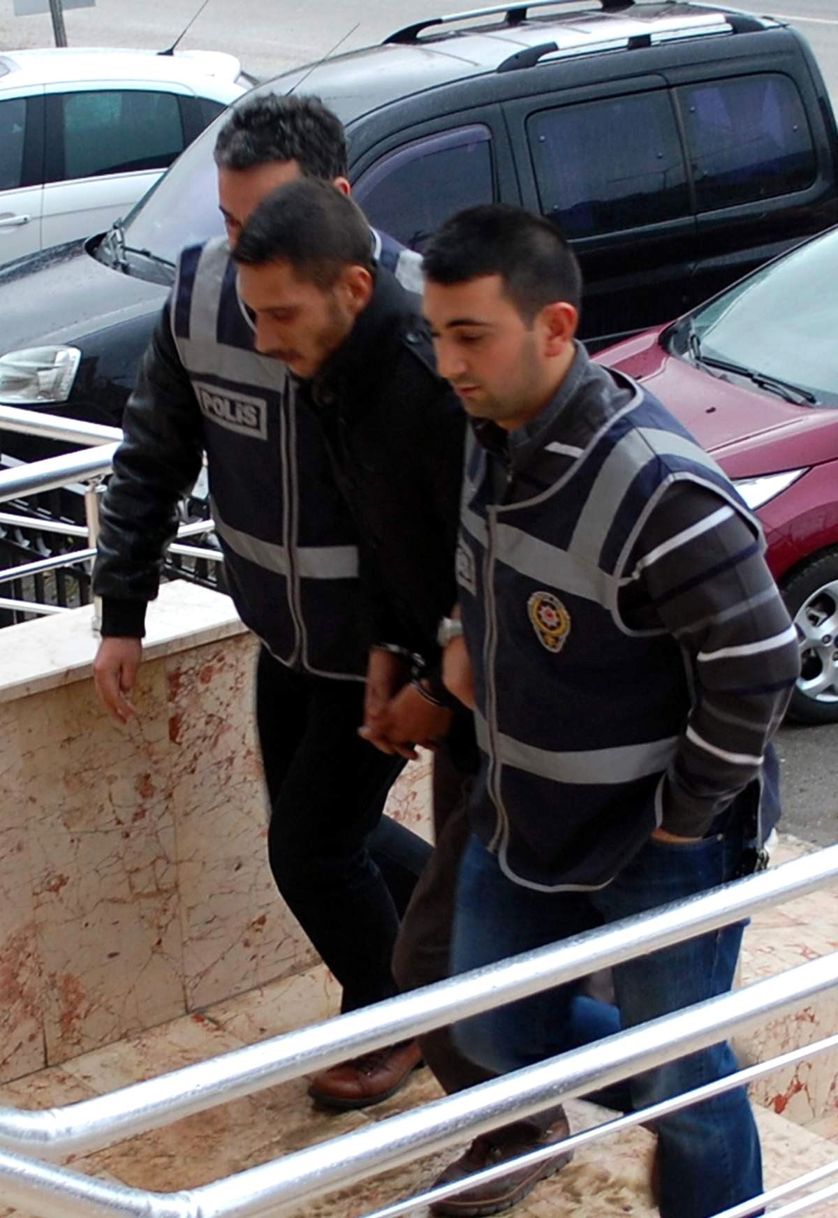 Aksiyon Filmelerini Aratmayacak Uyuşturucu Operasyonunun Zanlıları Adliyede