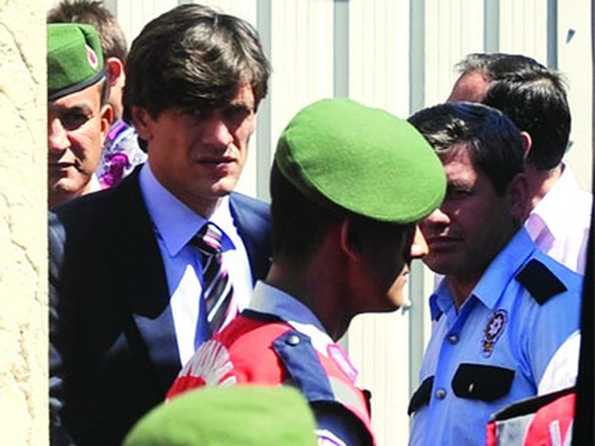Balyoz Sanığına Hasta Babasını Görmesi İçin İzin