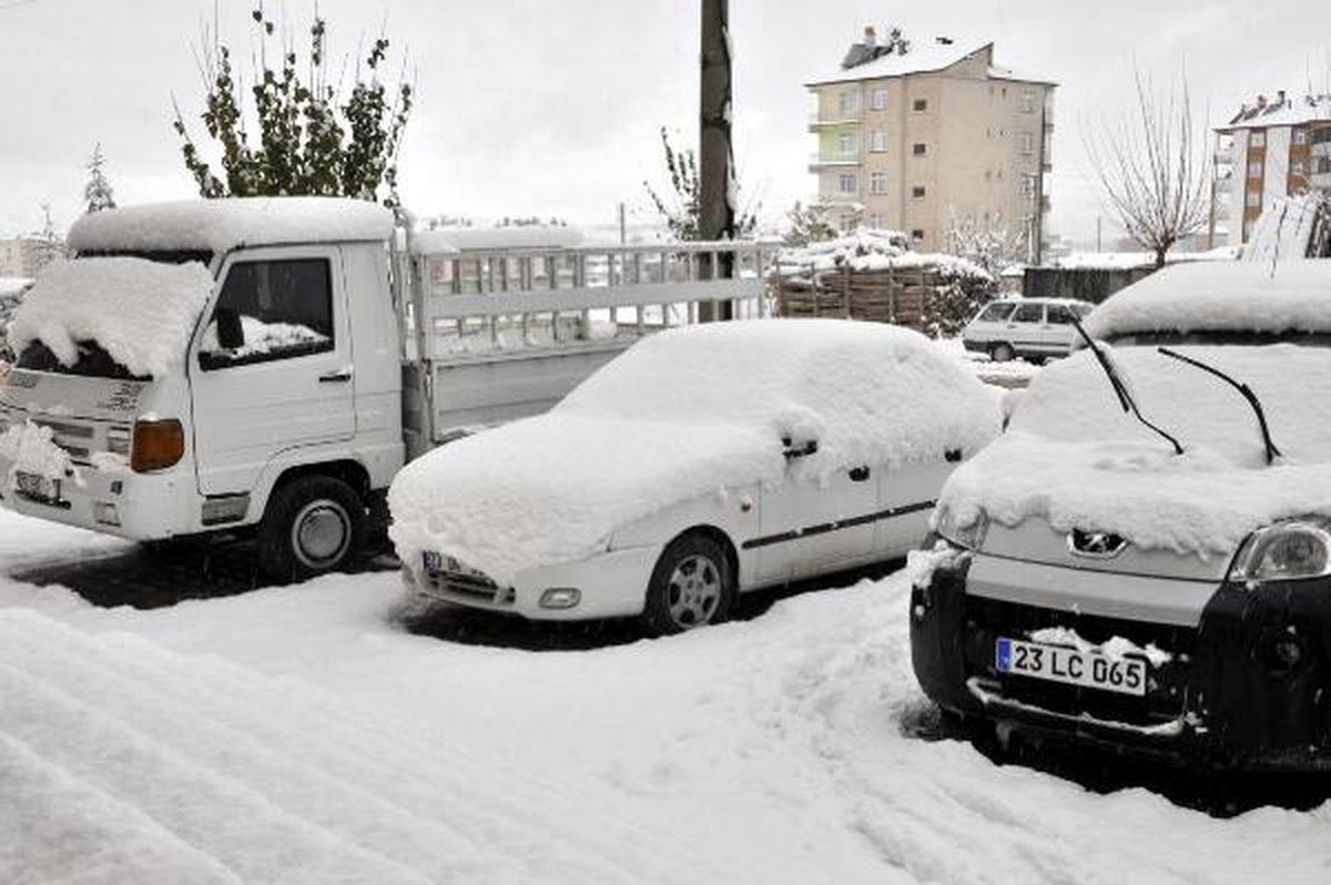 Bingöl ve Elazığ\'da Okullarda Kar Tatili