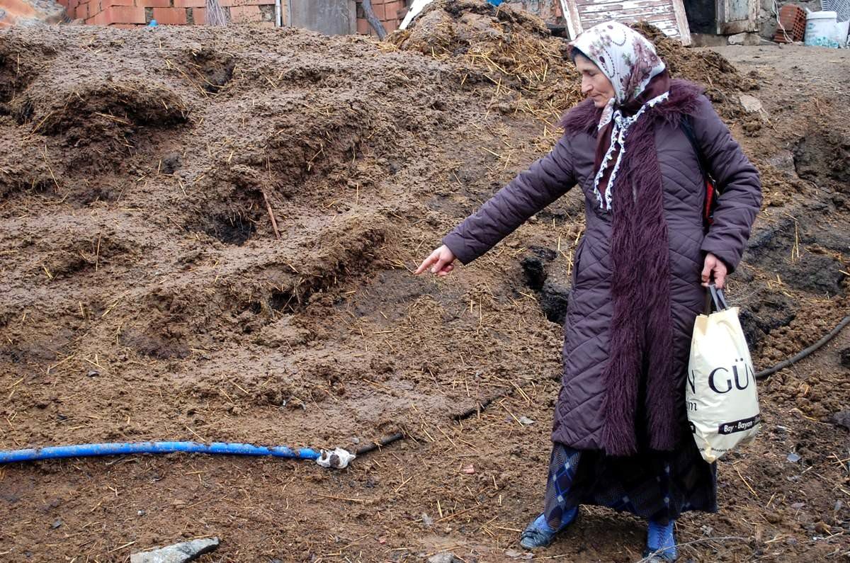 Bu Mahallenin Sakinleri 9 Aydır Susuz Yaşıyor