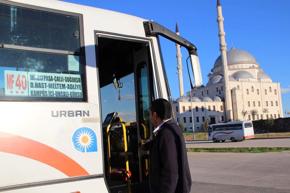 Büyükşehir Belediyesi Masadağı\'nda Toplu Ulaşımı Rahatlattı