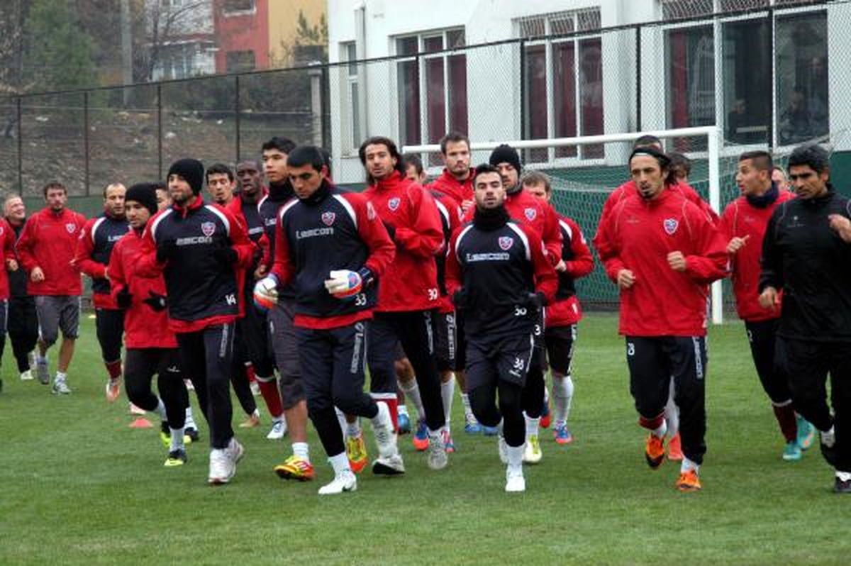 Karabükspor: "Fenerbahçe Bizim Taç Giyme Maçımız"
