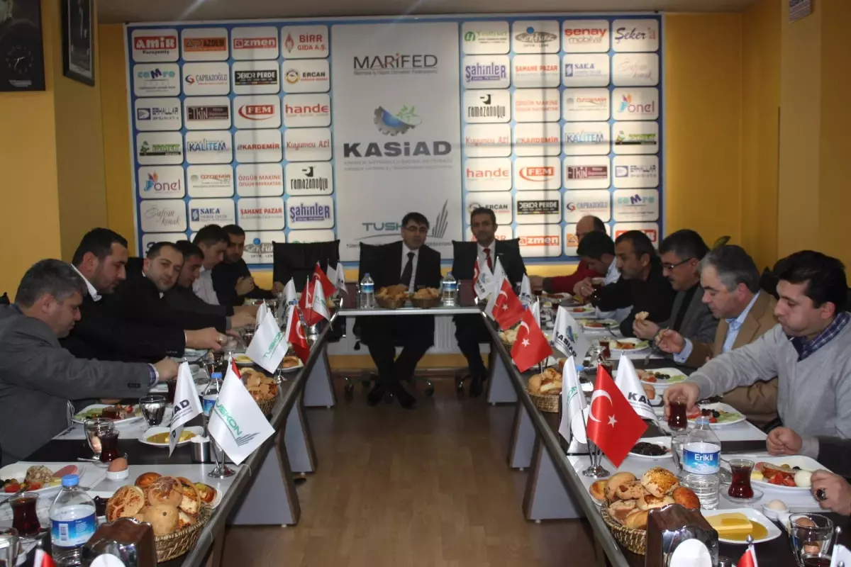KASİAD'ın Kahvaltılı Programları Sürüyor