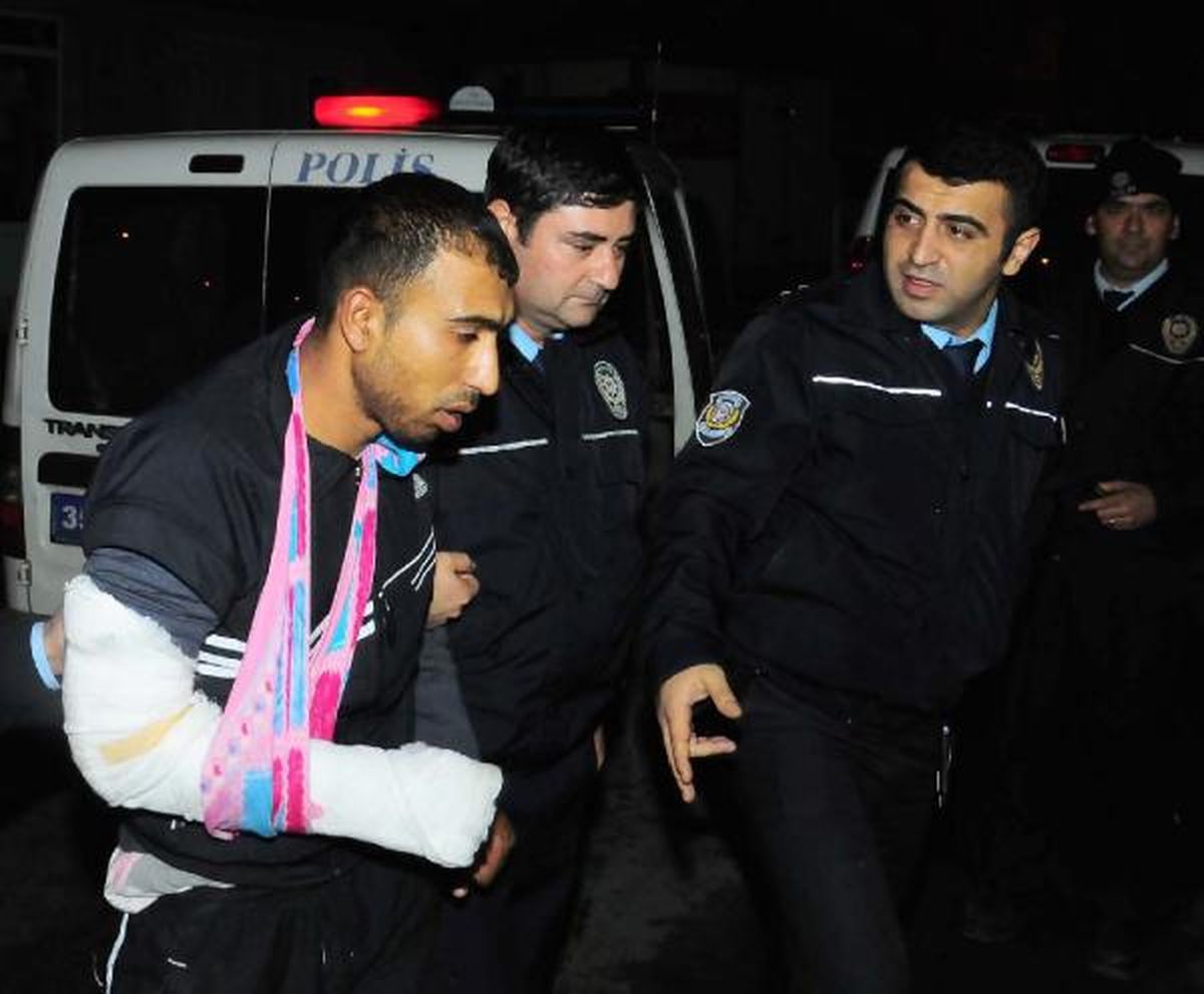 Kırık Kolla Hırsızlıkta Yakalandı