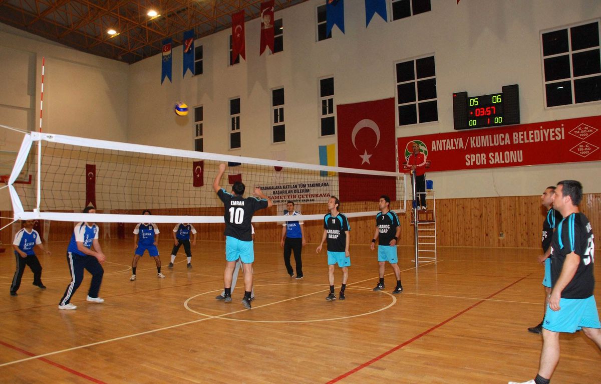 Kumluca Belediyesi 4. Voleybol Turnuvası Başladı