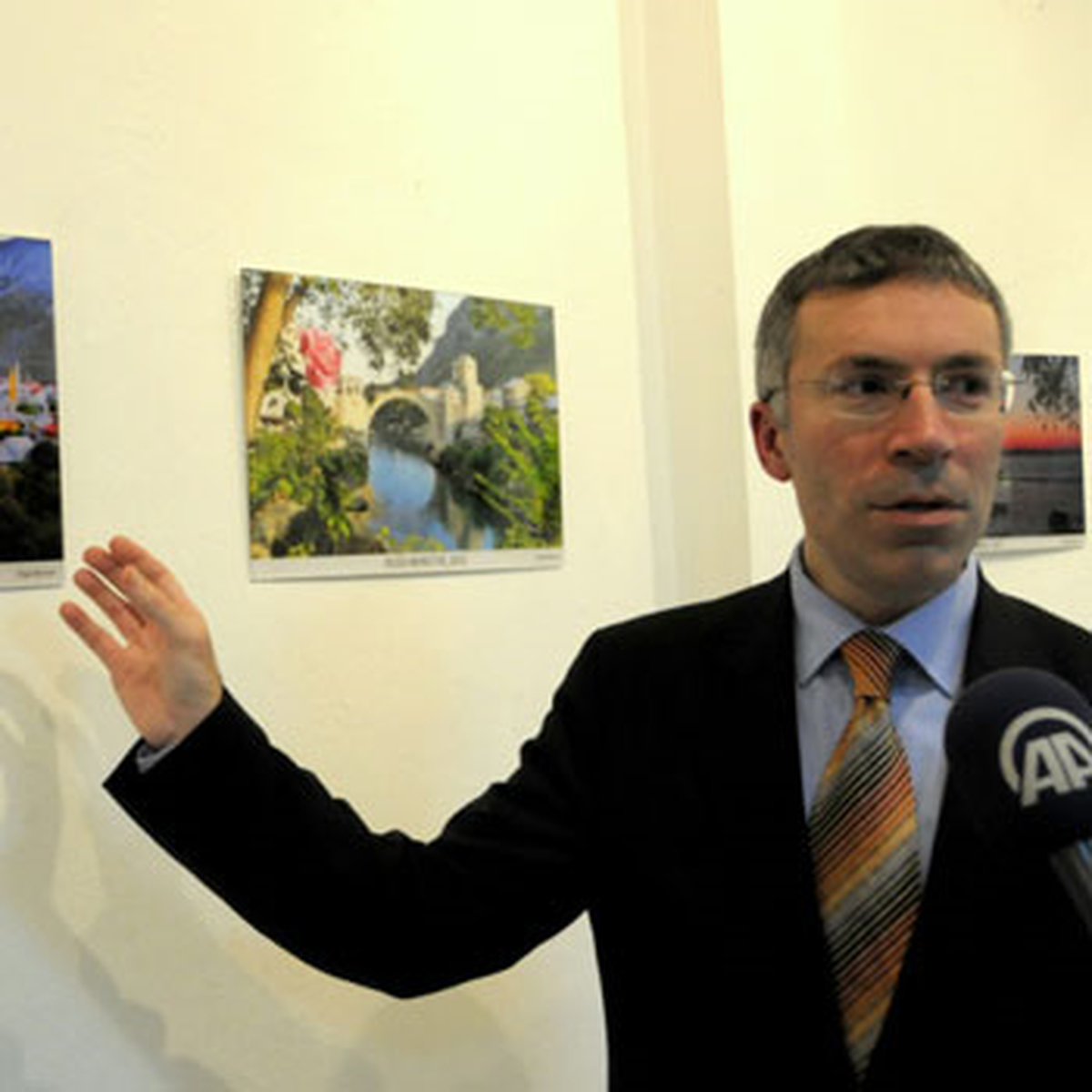 "Mostar\'dan Anadolu\'ya Dört Mevsim" Sergisi
