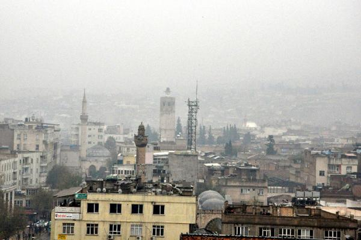Şanlıurfa\'da Sis ve Yağmur Etkili Oldu