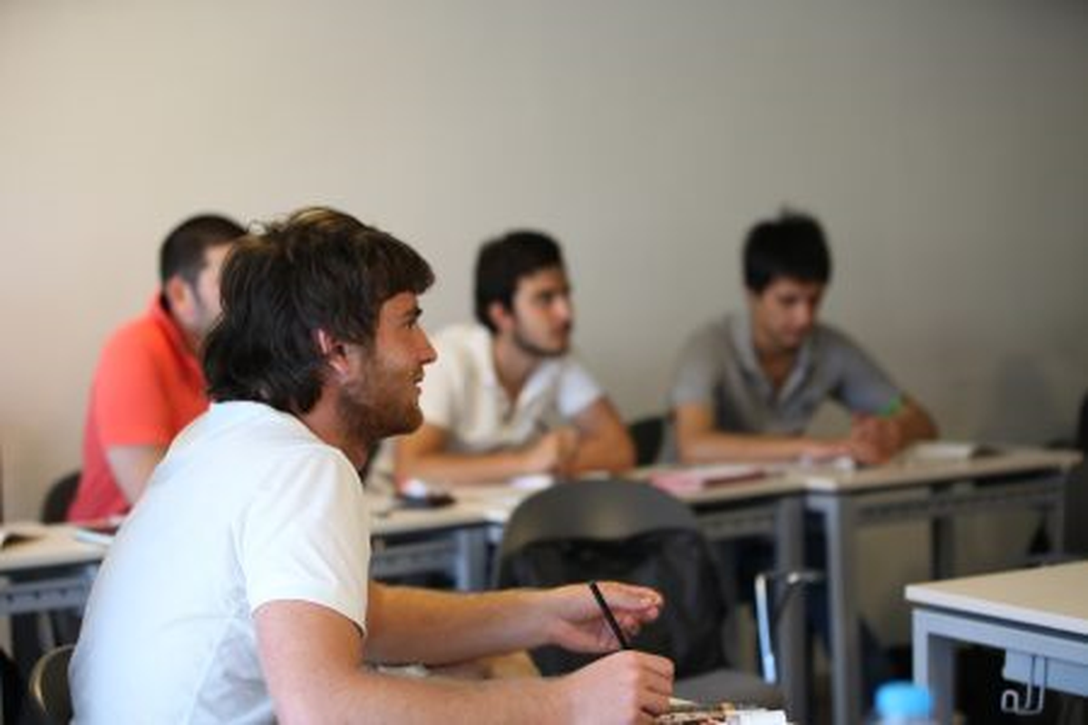 Şehir\'li Öğretim Üyeleri \'Lisede Bir Ders\'e Giriyor